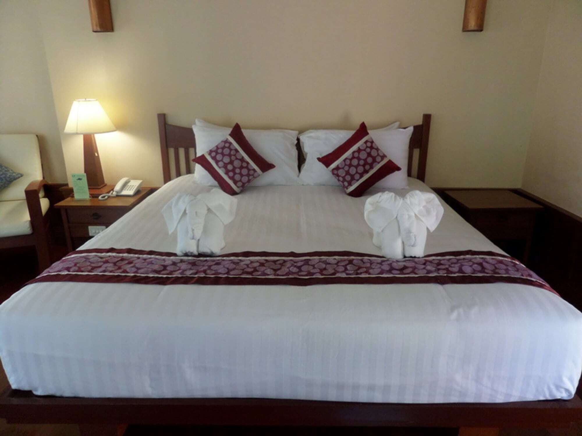 Sappraiwan Elephant Resort & Sanctuary Kaengsopha Exterior foto